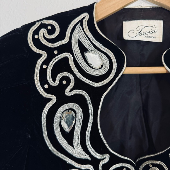 Vintage Farinae Collections Velvet Embroidered & Rhinestone Evening Jacket - Picture 4 of 13